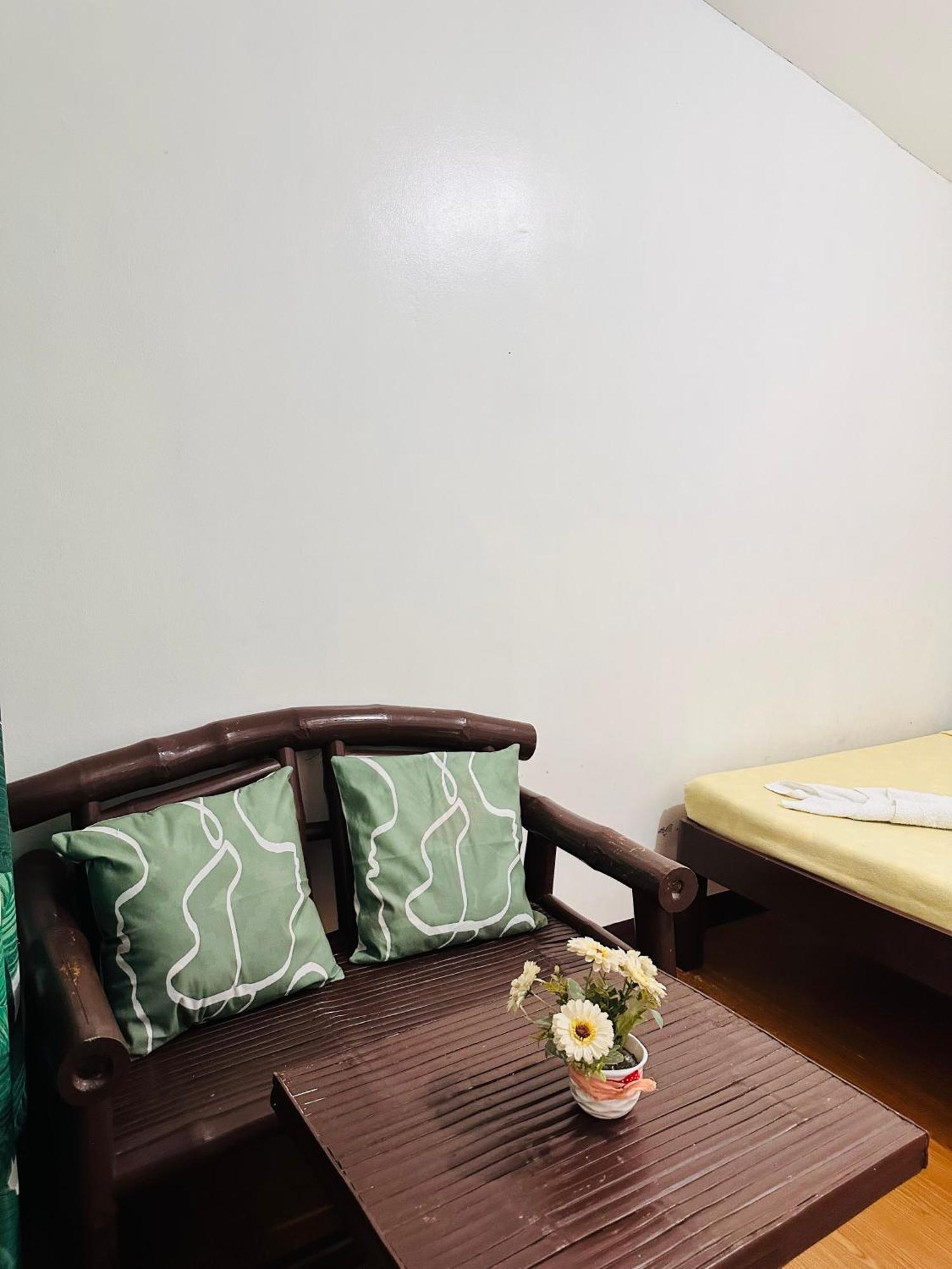 Amancio'S Balai - Near The Airport, City Center! Puerto Princesa Extérieur photo